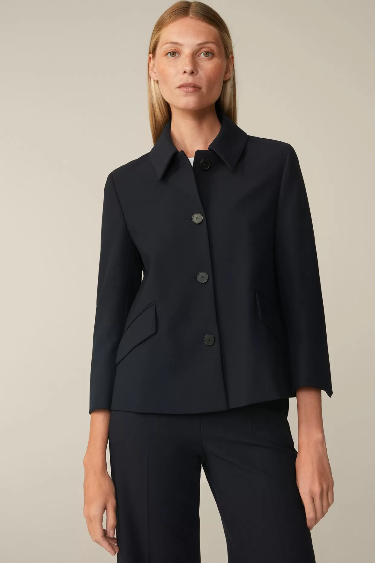 Damen Windsor Crepe-Kurz-Blazer In