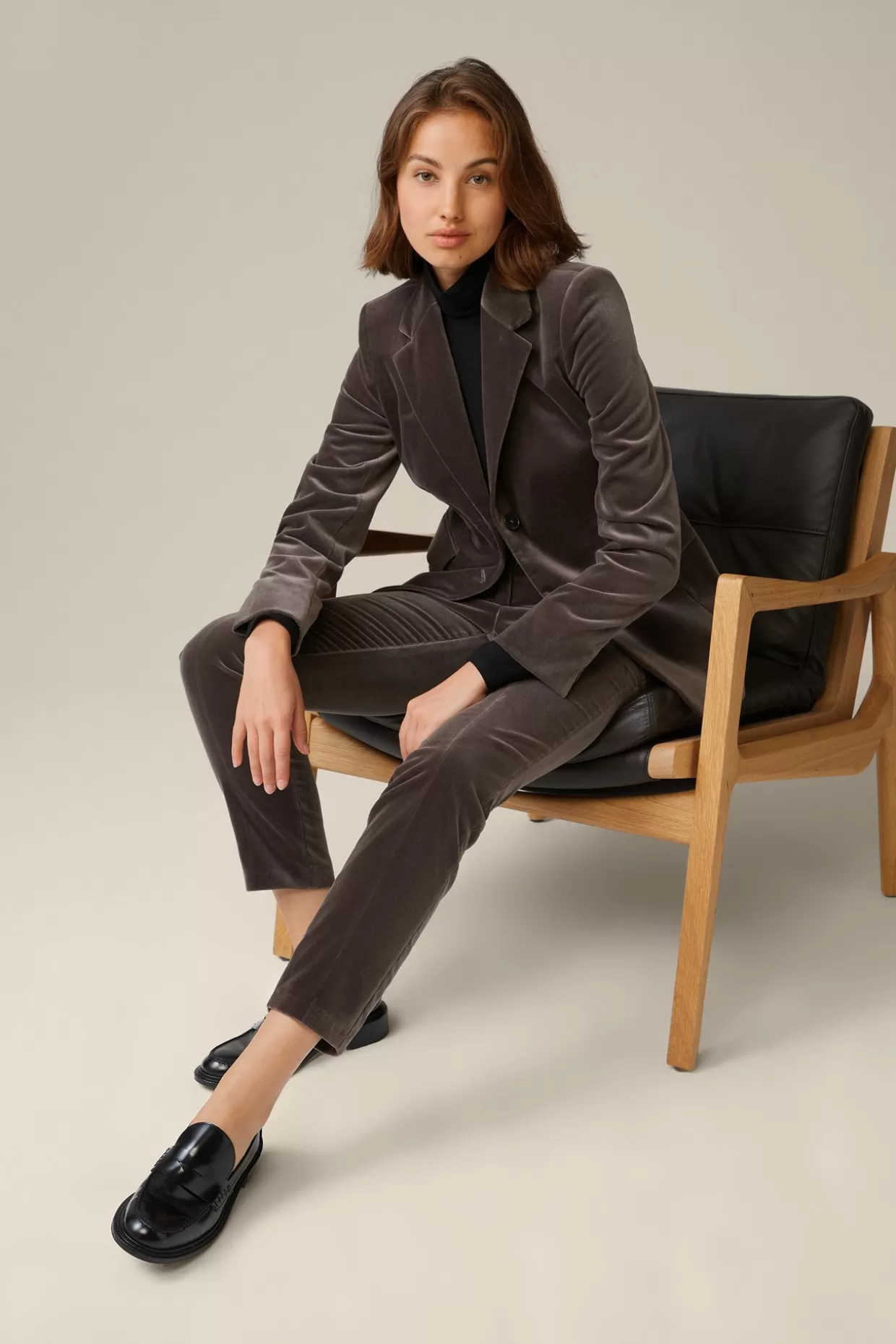 Damen Windsor Samt-Blazer In